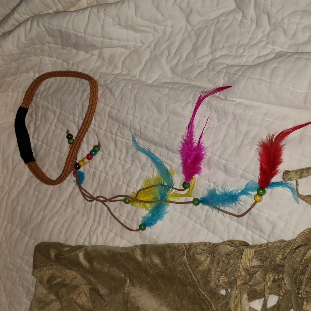 Costume - Picture 7 of 7